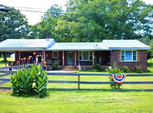 915 Dial Cove Rd, Leighton, AL 35646