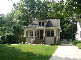 216 Woodside Rd, Royal Oak, MI 48073