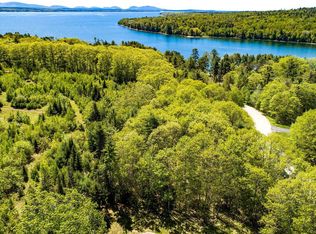 2 Surry By The Bay Ln, Surry, ME 04684