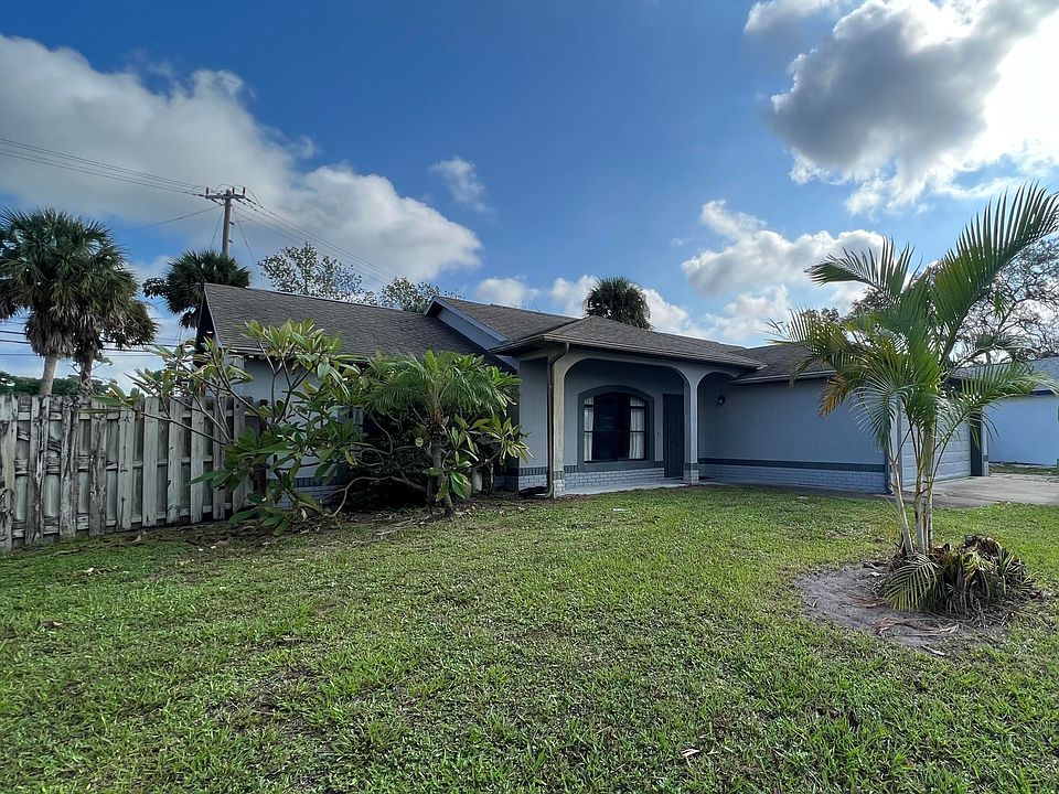 1st image of 1667 Sweetwood Dr