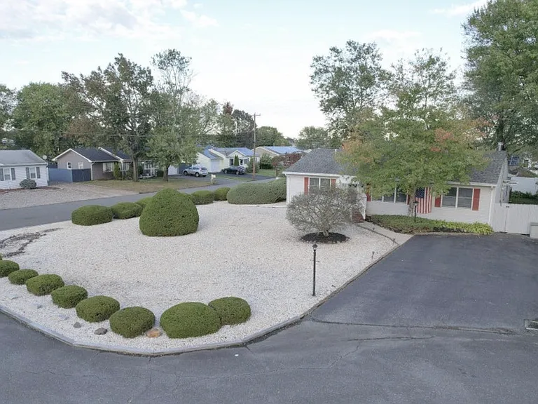 1 Puffin Ct — Photo 3