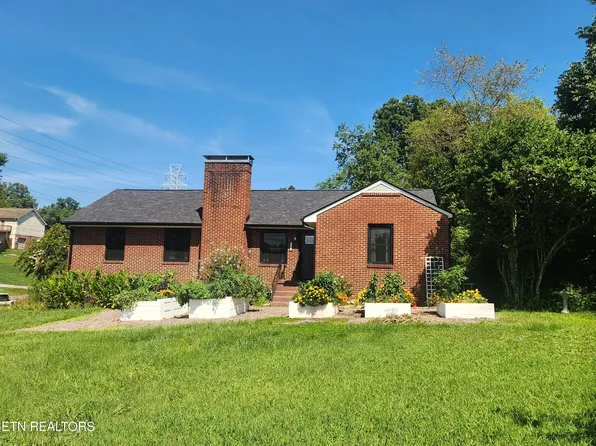 1701 Highland Dr, Knoxville, TN 37918