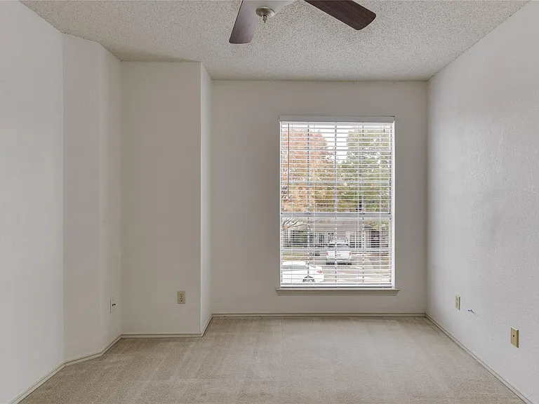 13210 Marrero Dr — Photo 25