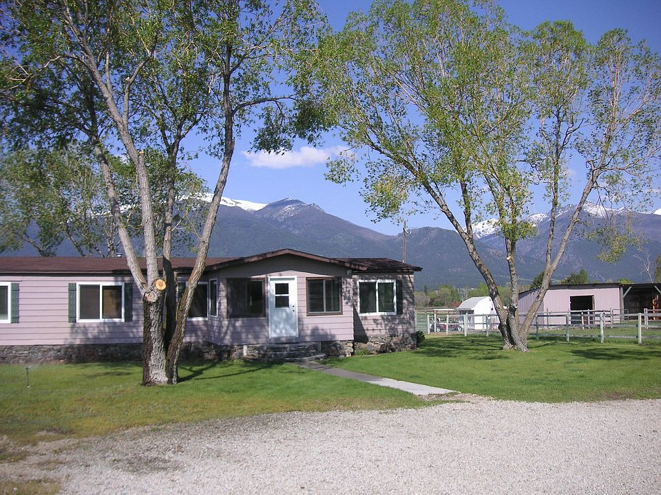 1st image of 3531 Holly Ln