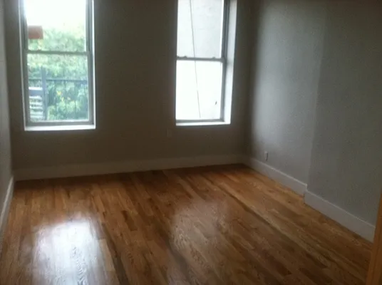 Rented by Premier Metro Realty Corp | media 43