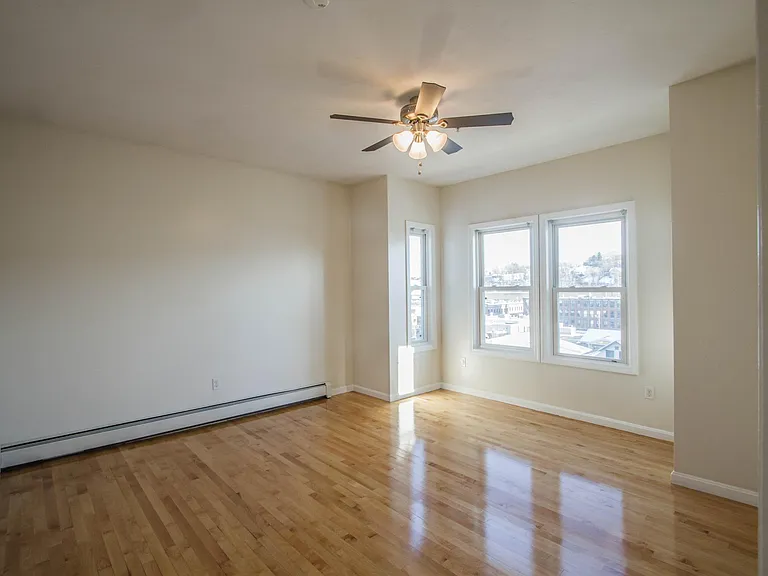 19 Wilson St #2 — Photo 5