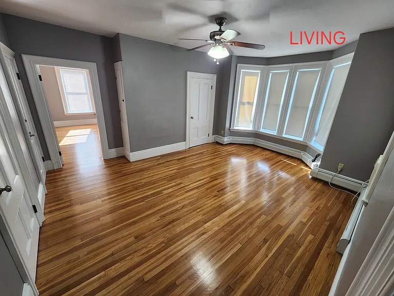 540 Maple St #2 — Photo 6