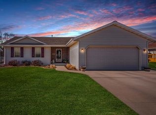 1222 Meridian Ave, West Bend, WI 53095