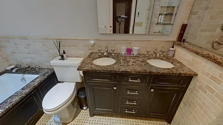 Rented by RHI Group | media 25