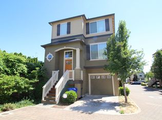 1325 SE 84th Ave, Portland, OR 97216