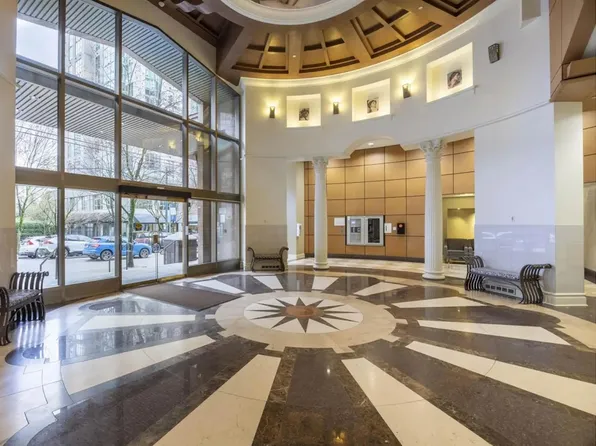 1189 Howe St, Vancouver, BC