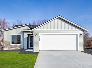 2430 W Fallon Loop, Nampa, ID 83651