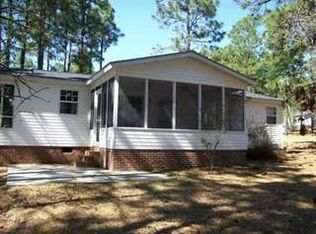 21 Honeysuckle Ct, Cameron, NC 28326