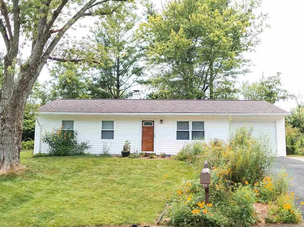 1021 W Meadow Ln, Bloomington, IN 47404