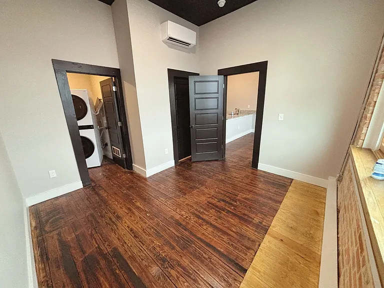 202 S Main St #210 — Photo 8