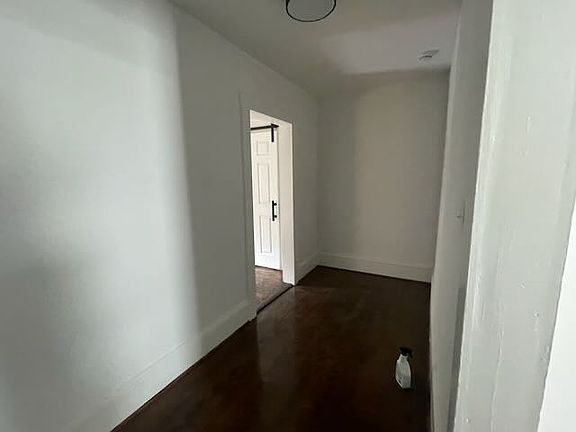 5th image of 615 Joyner St #B