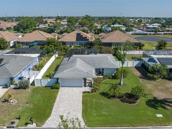 6902 18th Ave W, Bradenton, FL 34209