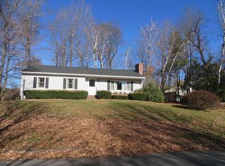 15 Farren St, Greenfield, MA 01301