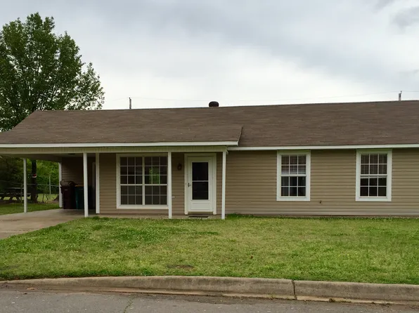 109 Truman St, Morrilton, AR 72110