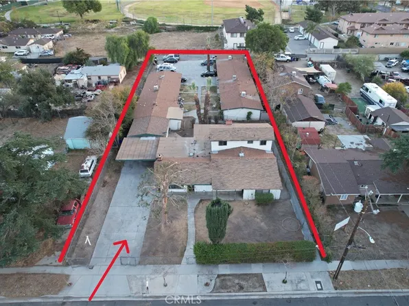 427 W 3rd St, Rialto, CA 92376