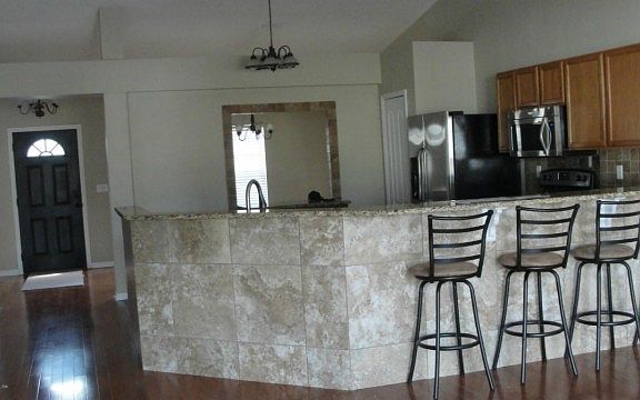 5th image of 10215 Meadow Pointe Dr