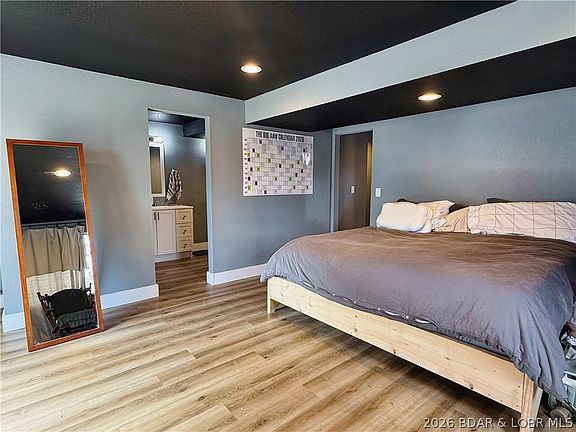 2nd image of 876 Malibu Rd