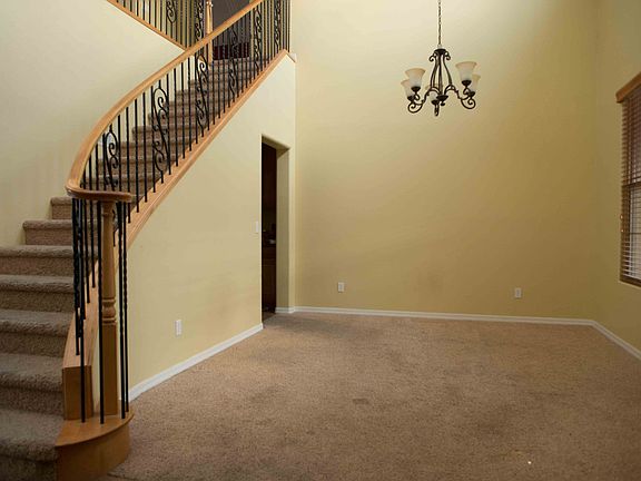 3rd image of 3208 N Spyglass Ct