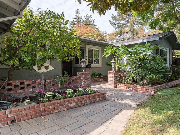 2nd image of 807 Hollenbeck Ave