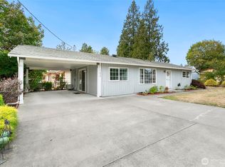 11058 Sheridan Ave S, Tacoma, WA