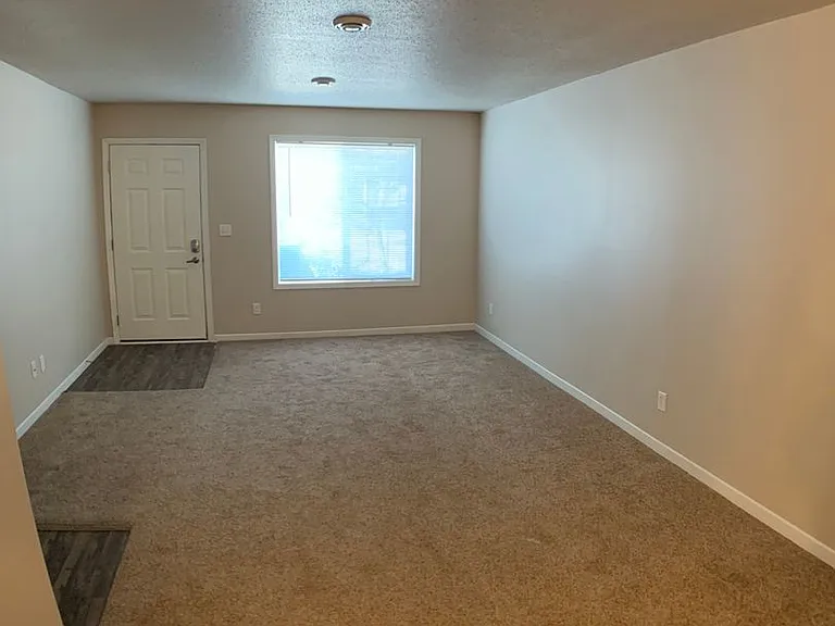 Westport Beach Townhomes — Photo 4