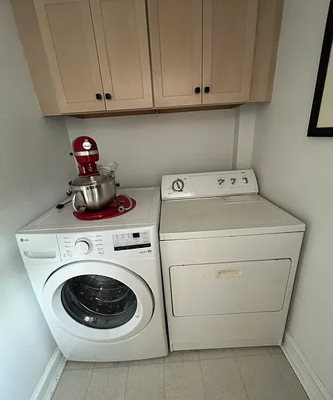 843 N Main St #1 — Photo 4