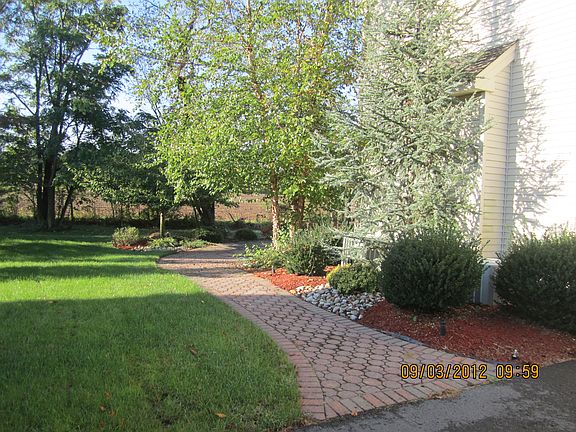 4th image of 44 Valley Wood Dr