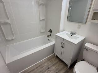 97 W 8th St, Oswego, NY 13126