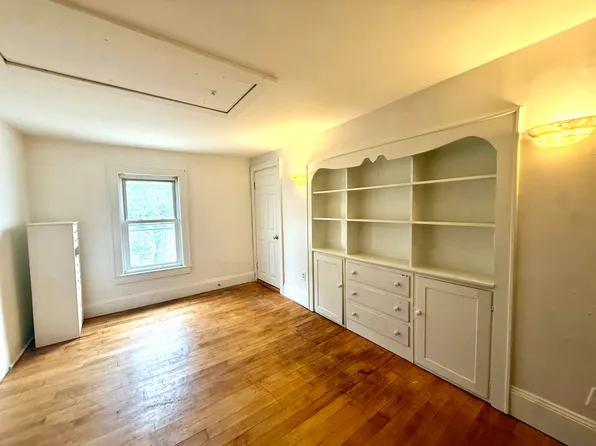 442 Merrimack St, Manchester, NH