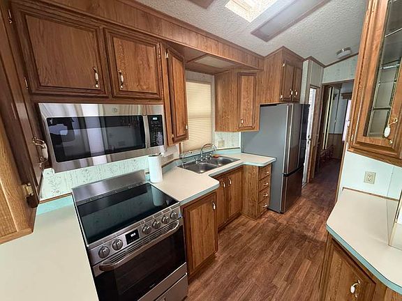 3rd image of 702 S Meridian Rd #977