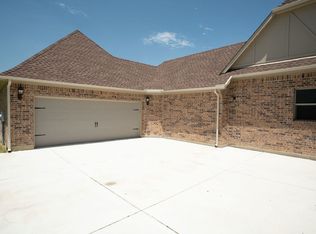 3808 Laurens Place Rd, Denton, TX 76210