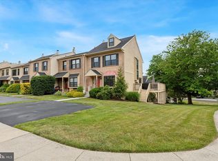 530 Waller Way, Norristown, PA 19403