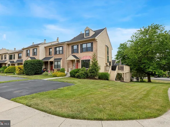 530 Waller Way, Norristown, PA 19403