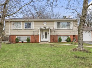 139 N Circle Ave, Bloomingdale, IL 60108