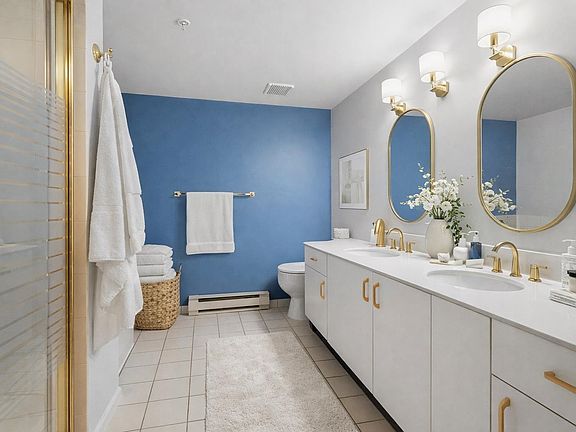 3rd image of 5550 14b Ave #203
