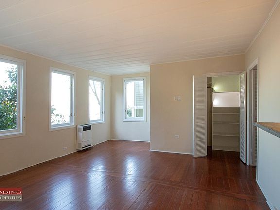 4th image of 15 Macondray Ln