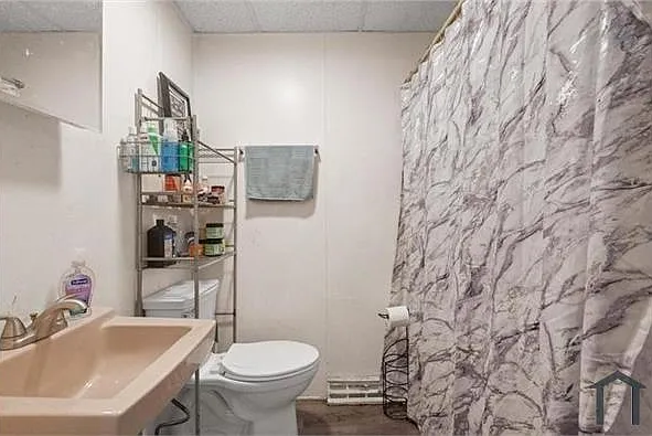 3 bed, 1664 sqft, $1,700 — Photo 2