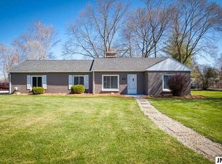 2610 Springcrest Dr, Jackson, MI 49203