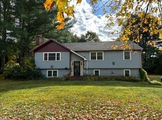 66 Birch Meadow Rd, Merrimac, MA 01860