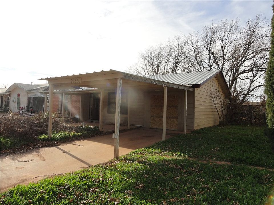 1st image of 890 N San Jose Dr
