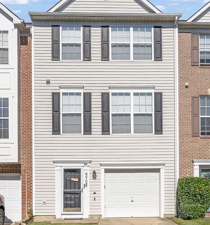 1st image of 9708 Woodyard Cir