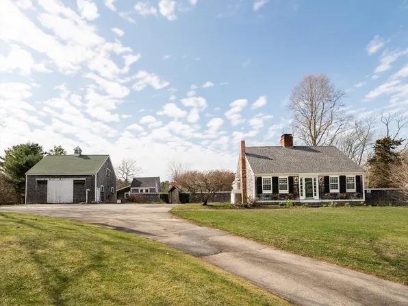 810 Franklin St, Duxbury, MA 02332