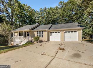 42 Castle Ct, Rockmart, GA 30153