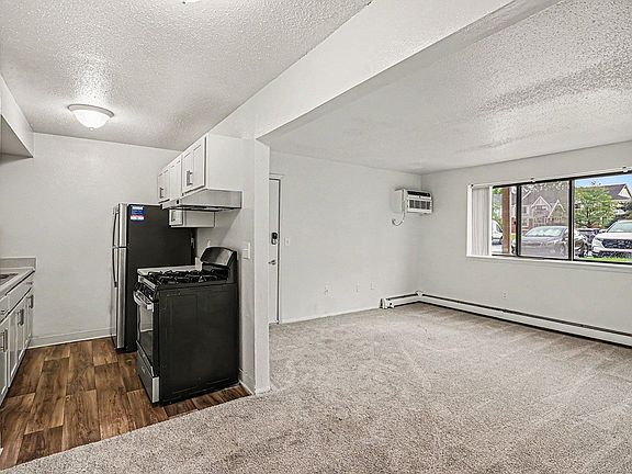 4th image of 4030 Hartford Rd #4041-11