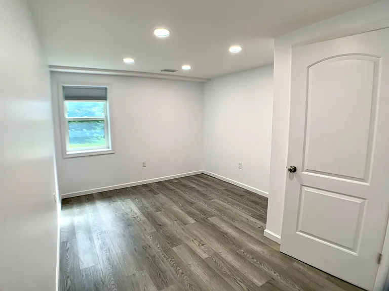 7 Lancaster Dr #1 — Photo 7